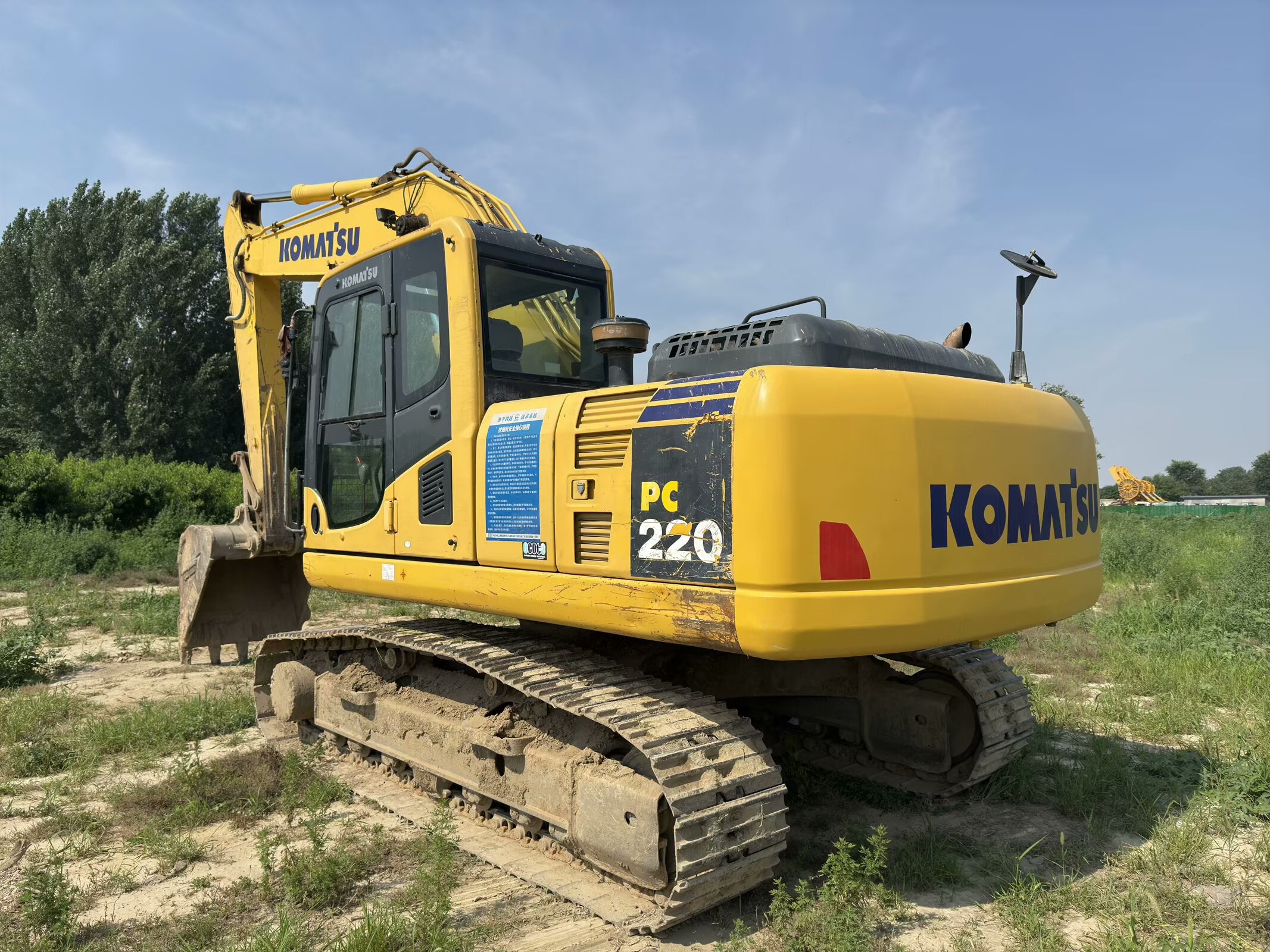 Komatsu PC200-8M0