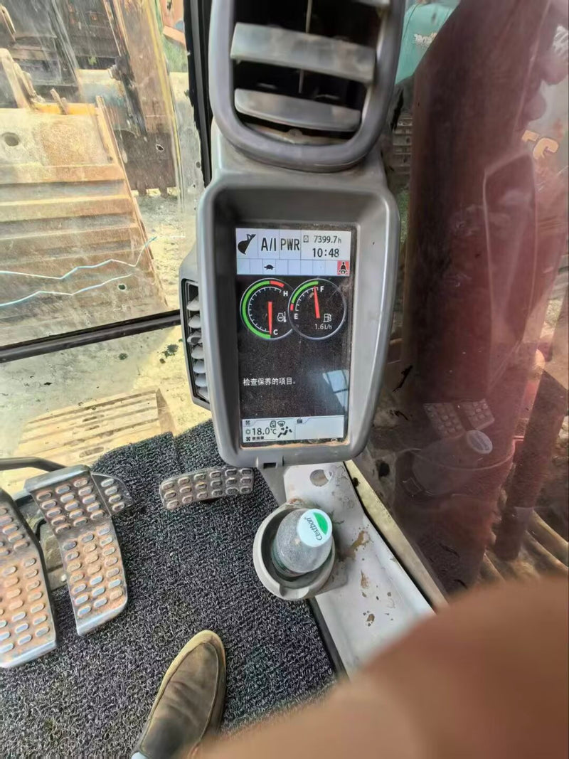 Used Hitachi ZX240-5A