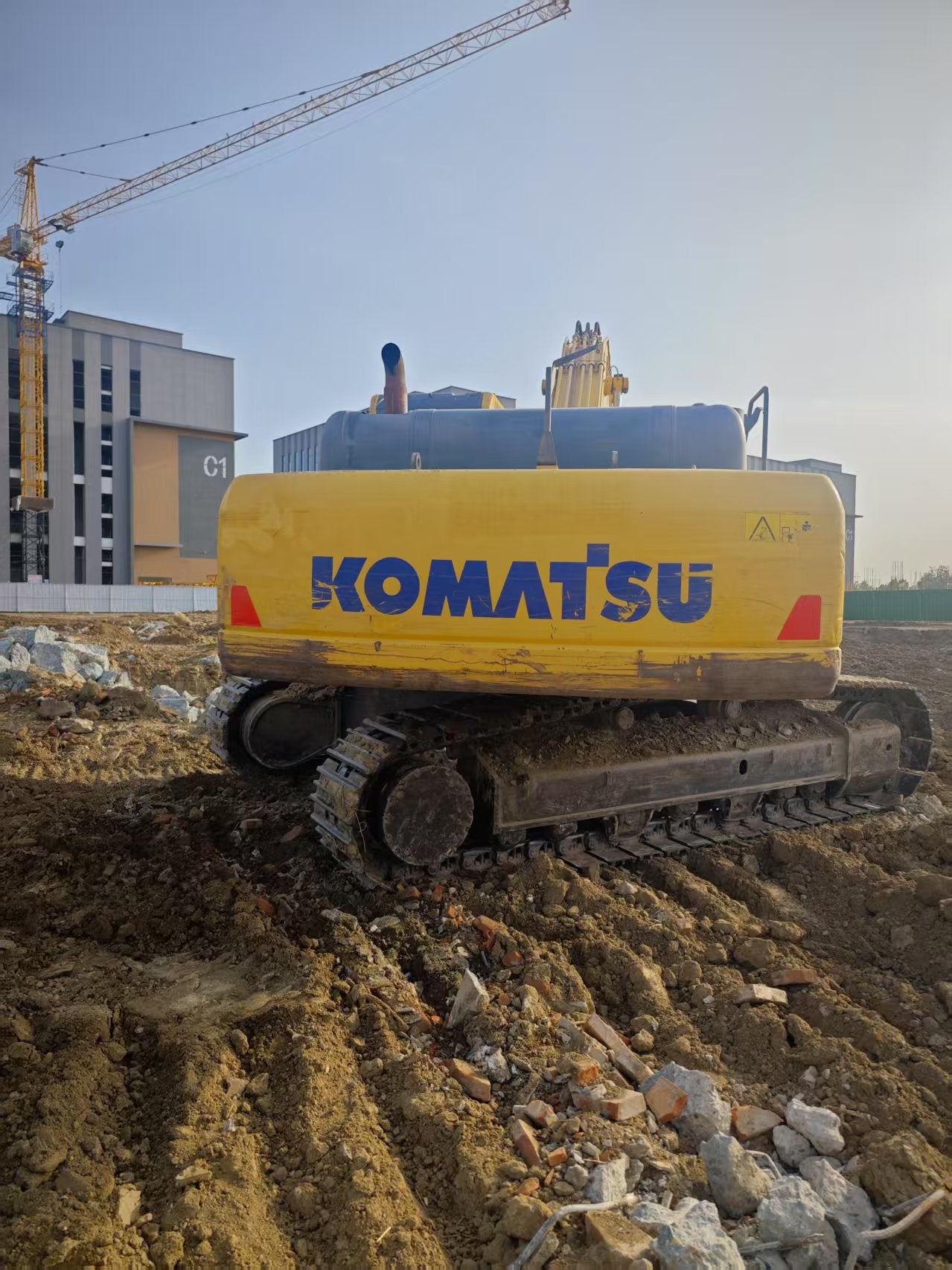 Komatsu PC390LC