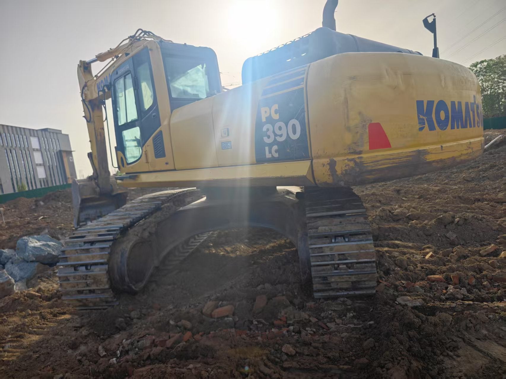 Komatsu PC390LC
