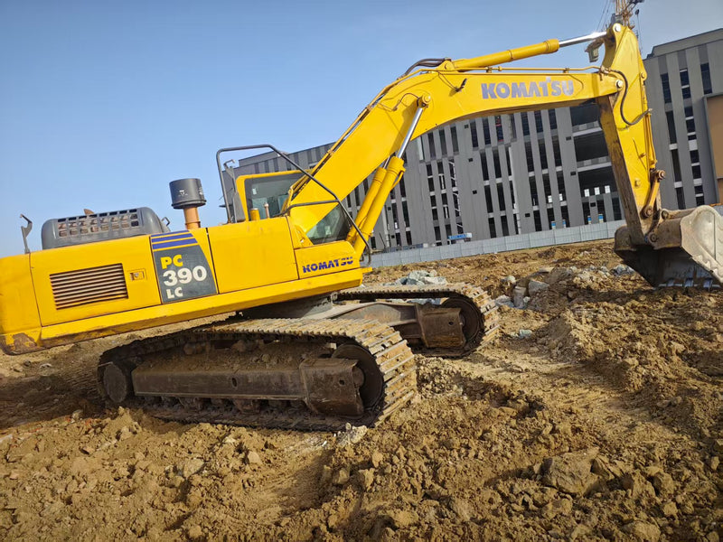 Used Komatsu PC390LC-11