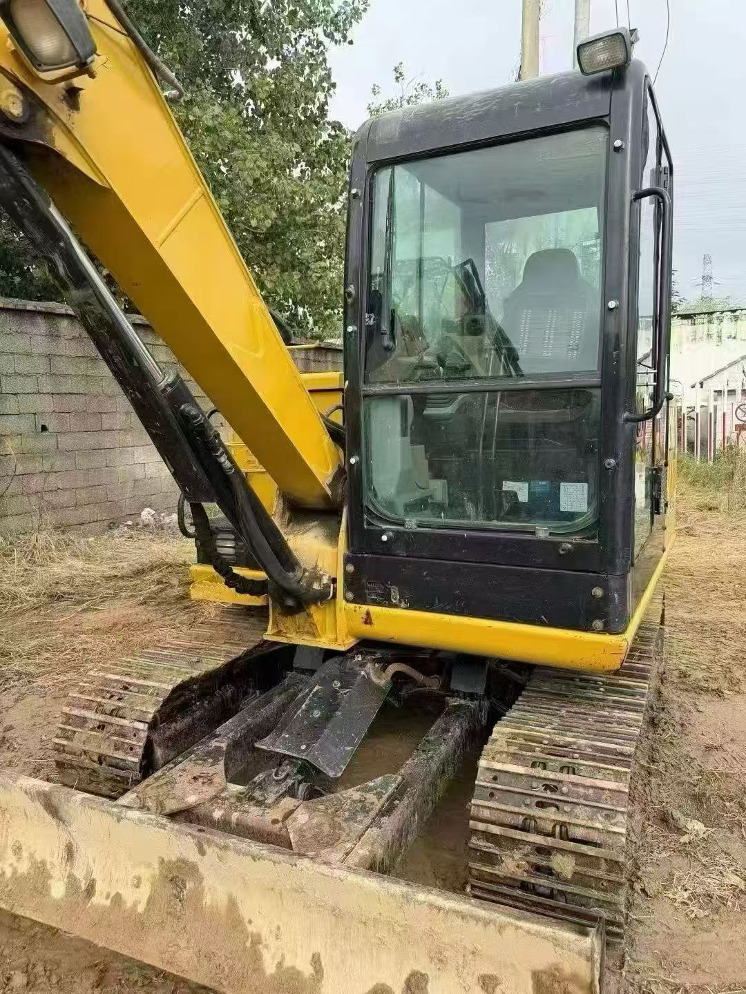 Used CAT 305.5E2