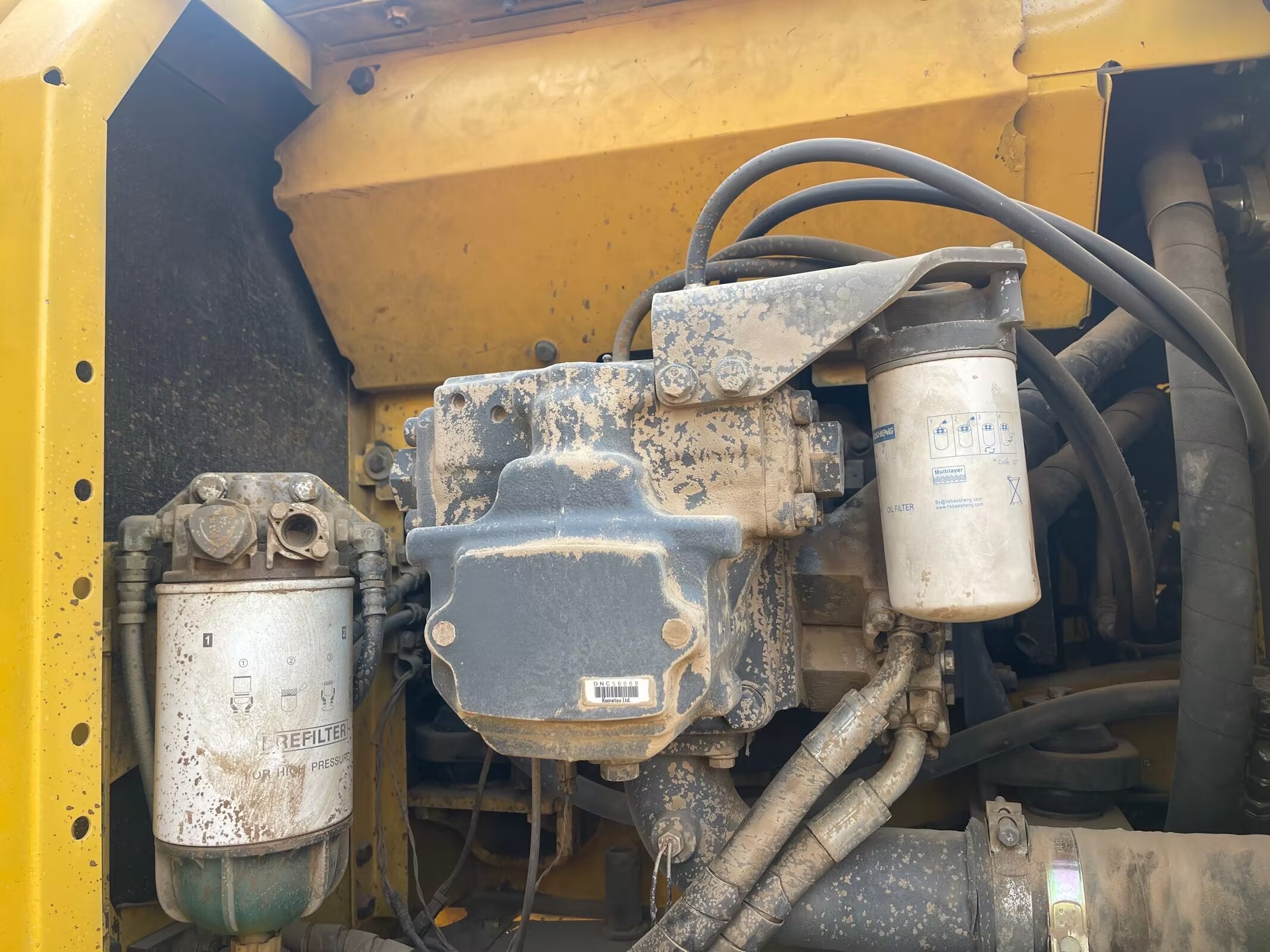 Used Komatsu PC220