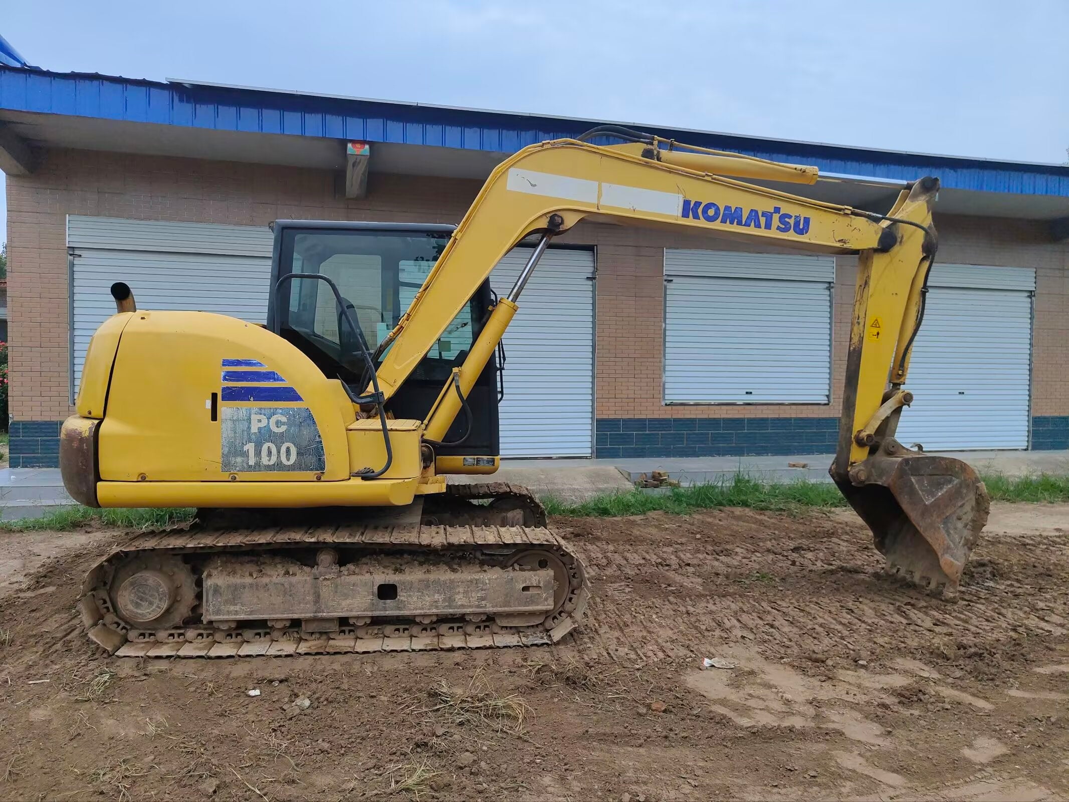 Used Komatsu PC70-8