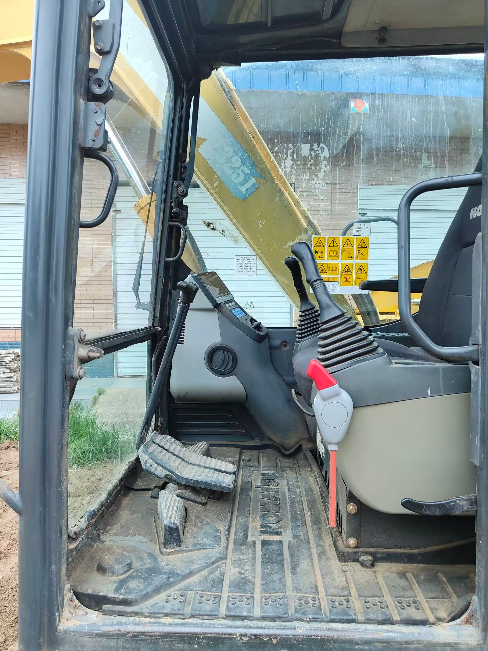 Used Komatsu PC70-8