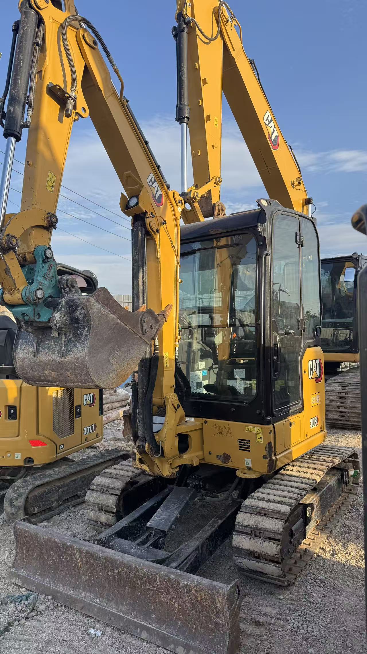 Used CAT 303