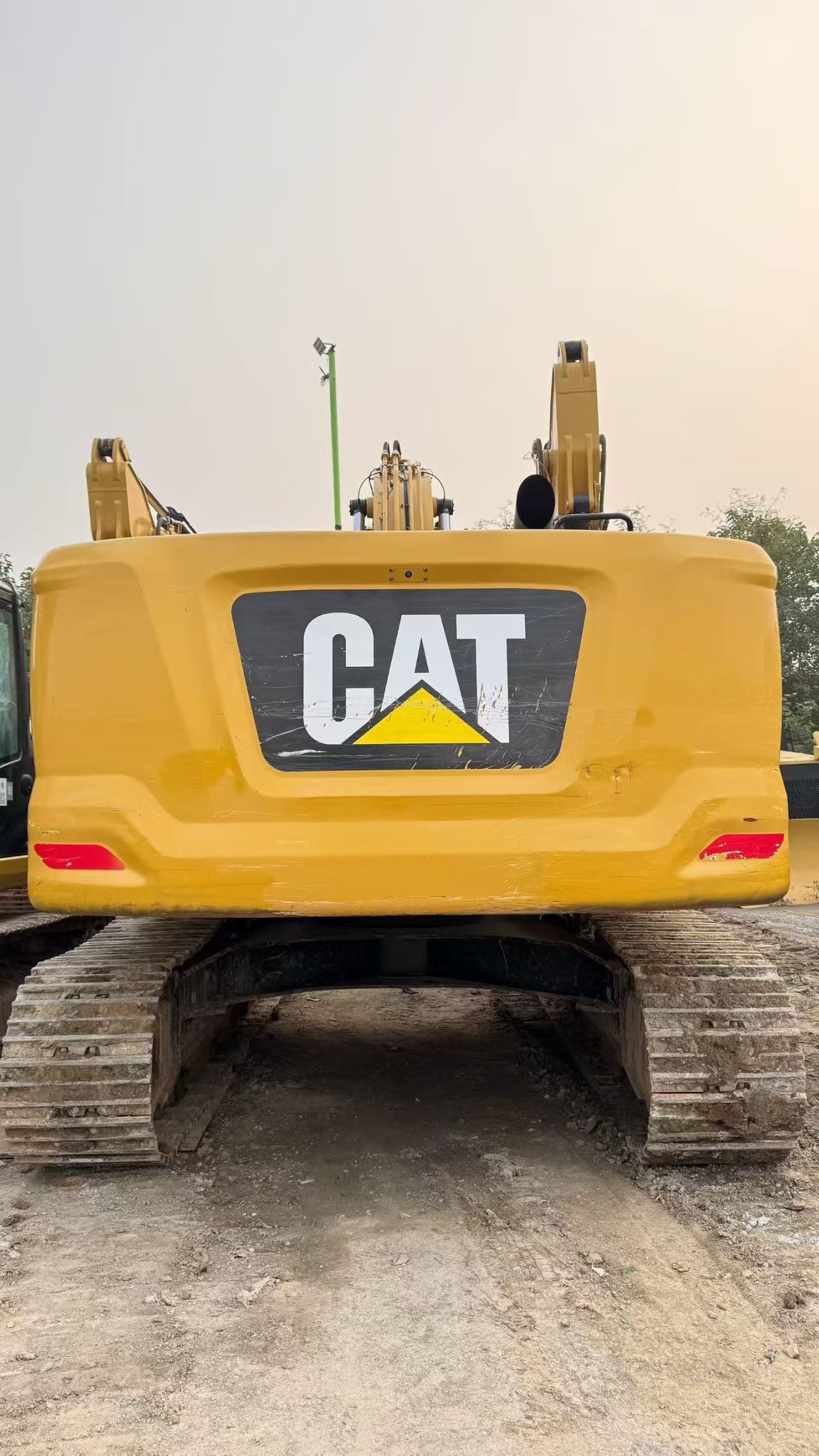 CAT 330