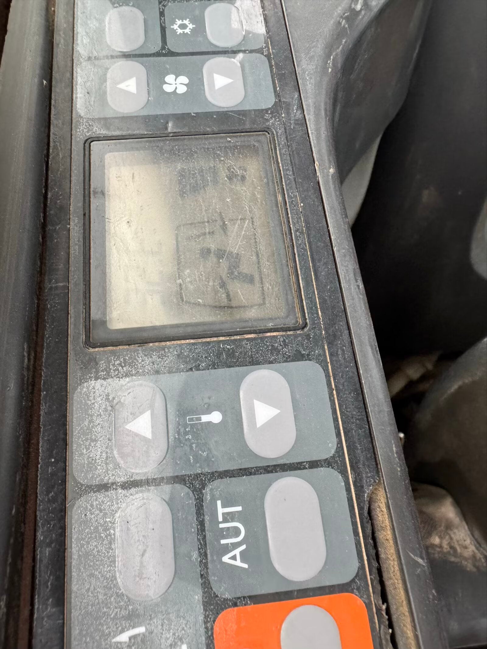 CAT 320D