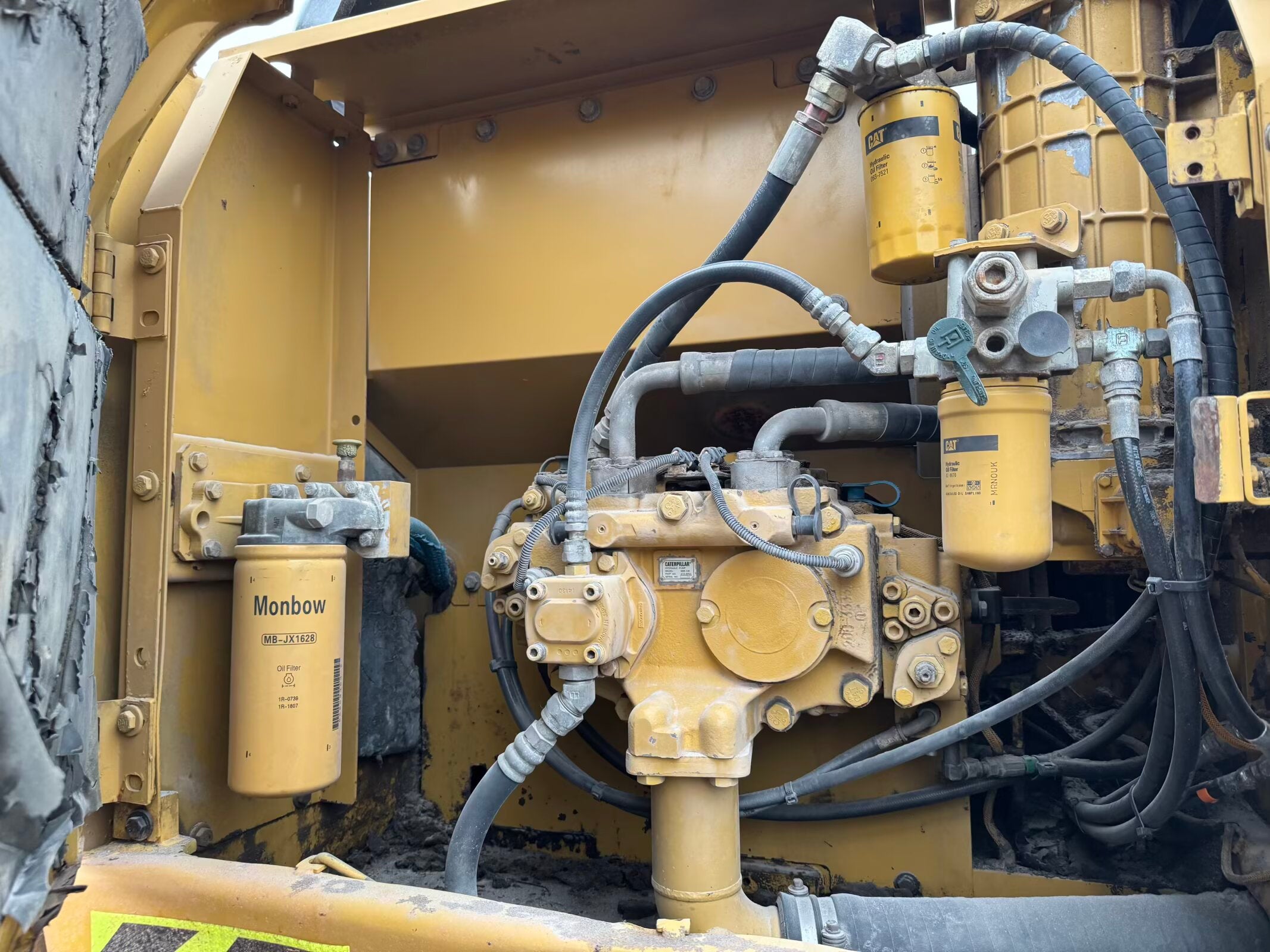 CAT 320D